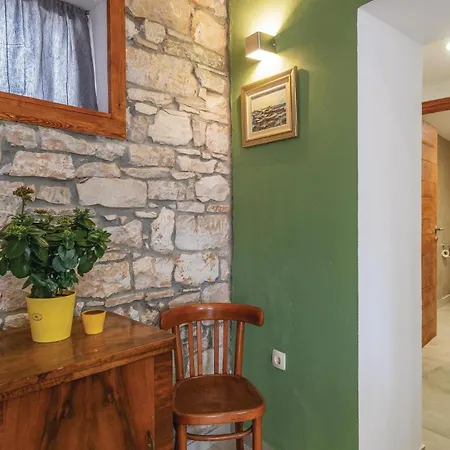 Cozy In With Wifi Vakantiehuis Hreljići