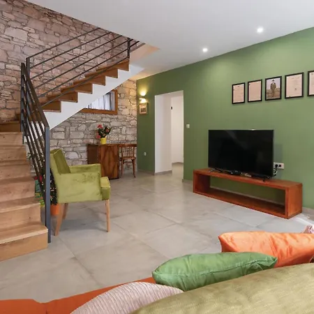 Сasa de vacaciones Cozy In With Wifi Hreljići